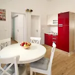 Apartamento Biserka Mandre